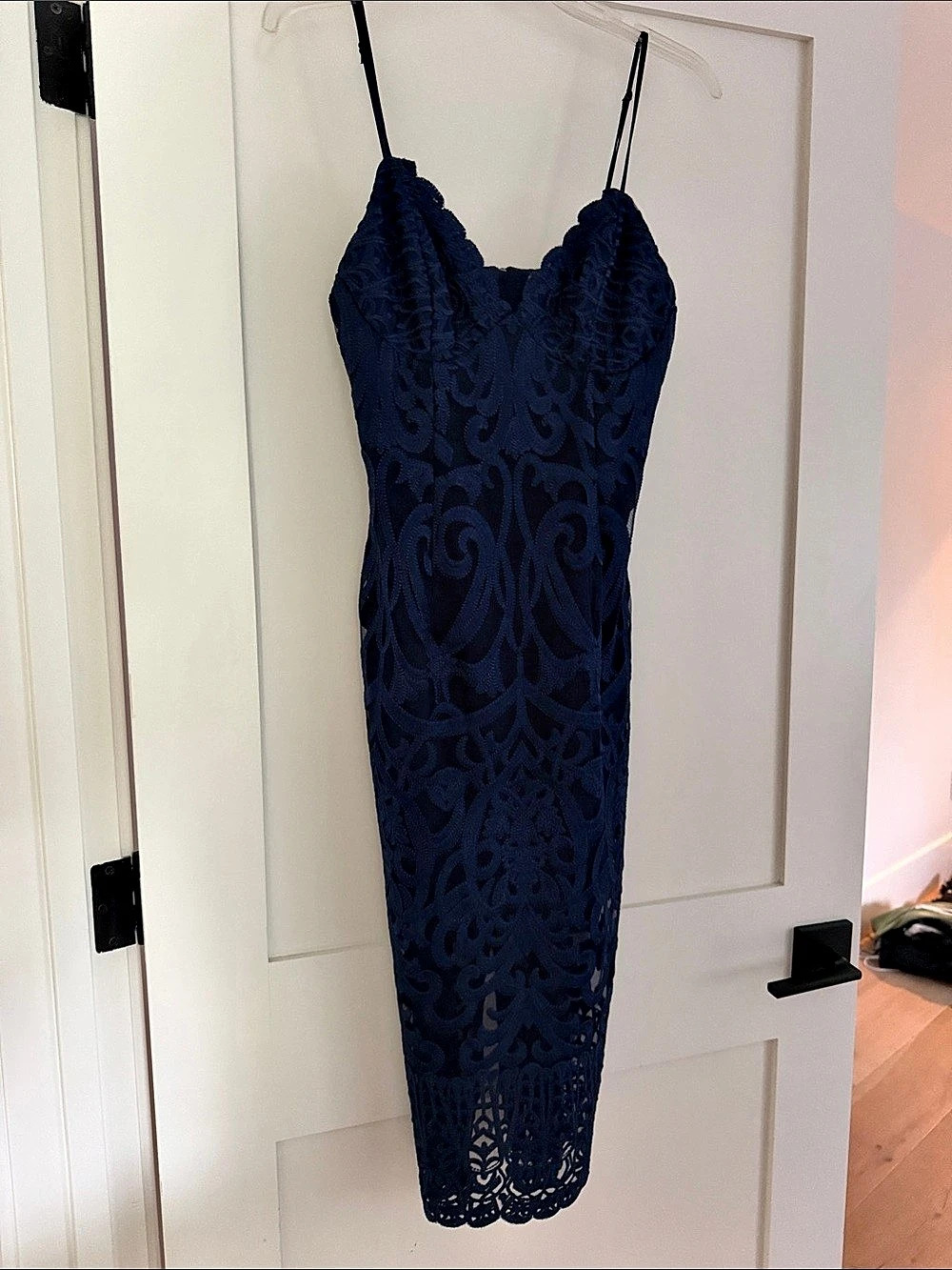 Bardot Lace Midi Dress in Blue Size Small Like New